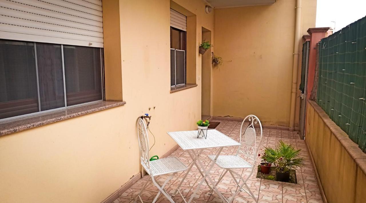 Domumontegrappa - Appartamento Indipendente Con Giardino - Sestu Exterior foto